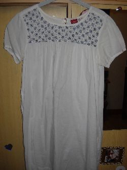 ROBE TISPTER TAILLE 38 BLANCHE